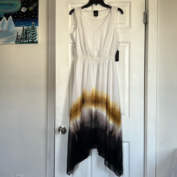 Simply Vera Vera Wang Dress Sz MP Asymmetrical Lined Sleeveless V Neck White NWT - Picture 1 of 15